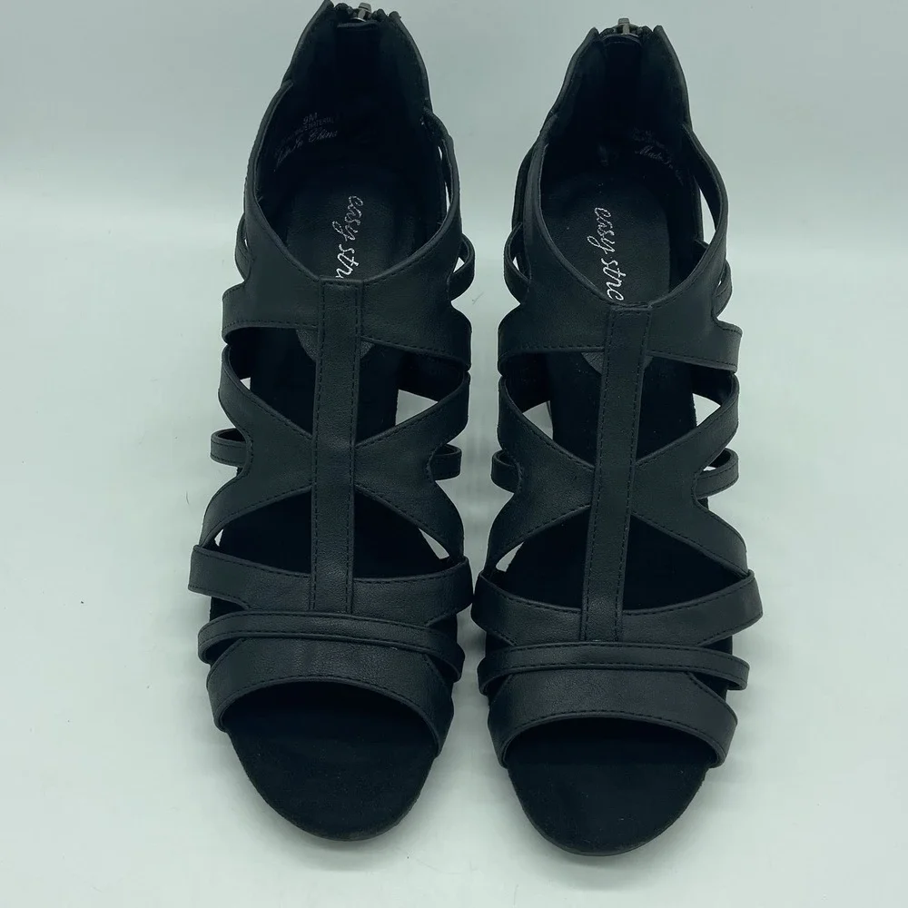 Easy Street Amaze Black Sandals Women's 9M Strappy Minimalist Edgy Block Heels